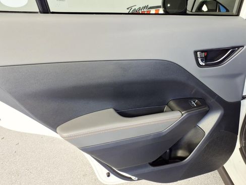 Certified 2025 Subaru Crosstrek 2.5i Limited w/ Popular Package #3A AWD/4WD image 10