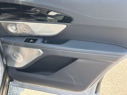 New 2026 Lincoln Nautilus Reserve AWD/4WD image 17