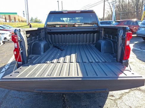 Used 2021 Chevrolet Silverado 1500 LT image 28