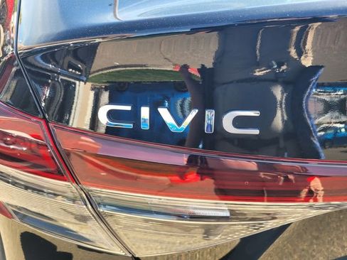 Used 2025 Honda Civic Sport image 7