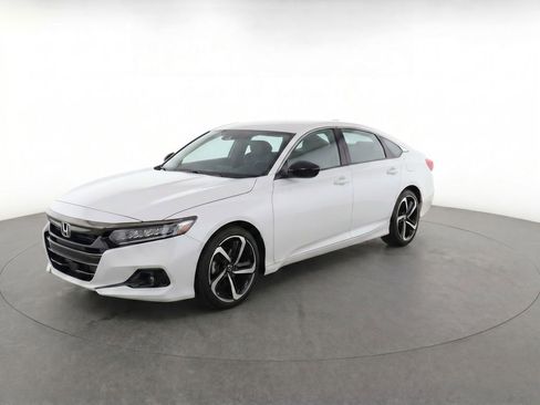 Used 2022 Honda Accord Sport image 1