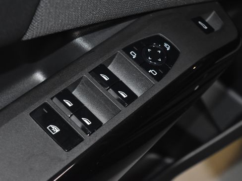 New 2026 BMW X3 xDrive30 w/ Premium Package image 5