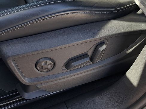 Certified 2023 Audi SQ5 Premium Plus w/ Premium Plus Package image 18