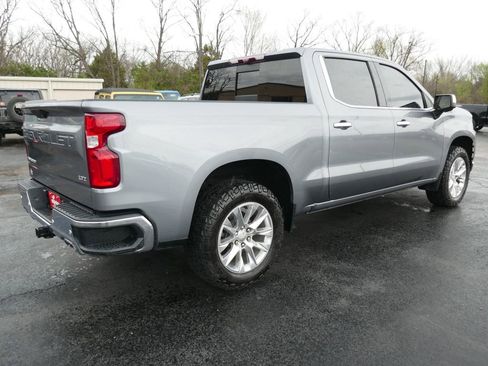 Used 2020 Chevrolet Silverado 1500 LTZ w/ LTZ Premium Package image 5