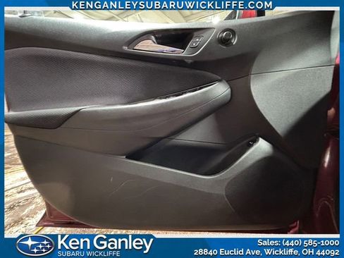 Used 2017 Chevrolet Cruze LT w/ Convenience Package image 10