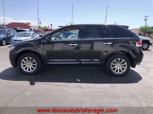 Used 2014 Lincoln MKX AWD w/ Equipment Group 102A image 4
