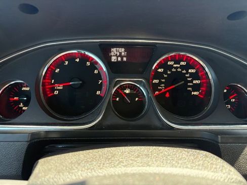 Used 2013 GMC Acadia SLT AWD/4WD image 29