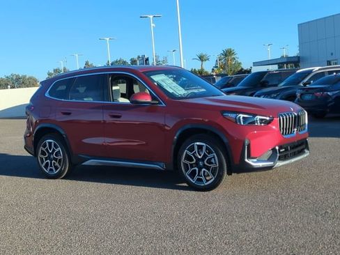 Used 2026 BMW X1 xDrive28i w/ Technology Package AWD/4WD image 4