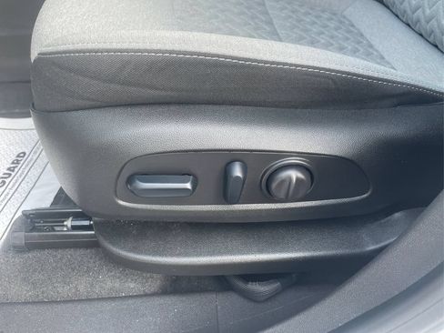 Used 2024 Chevrolet Equinox LT w/ LPO, Floor Liner Package AWD/4WD image 16