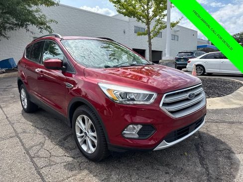 Used 2019 Ford Escape SEL AWD/4WD image 15