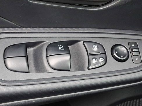 Used 2023 Nissan Versa S w/ Trunk Package FWD image 25