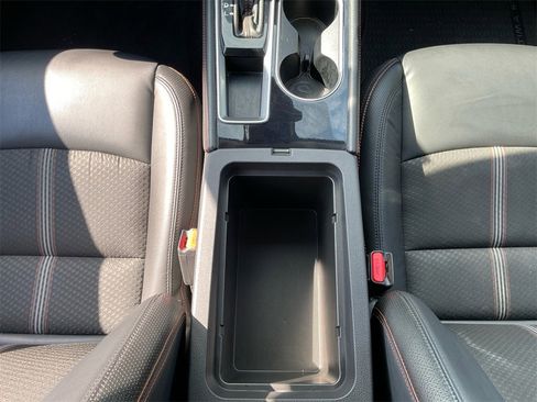 Used 2024 Nissan Altima 2.5 SR image 11