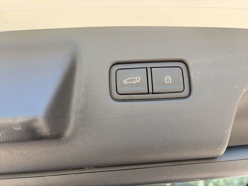 Used 2026 Hyundai Palisade Calligraphy FWD image 8