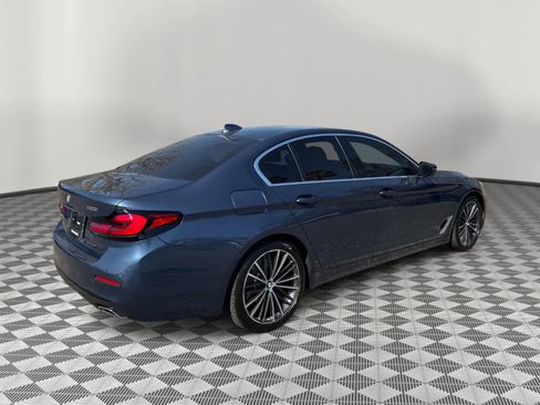 Used 2023 BMW 530i w/ Convenience Package image 5