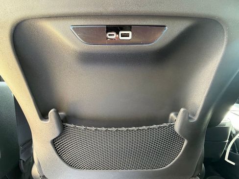 New 2026 Chrysler Pacifica Select FWD image 29