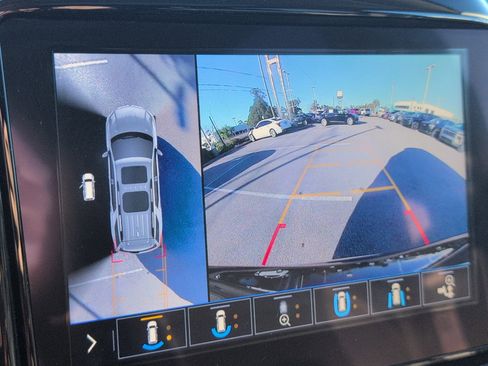 Used 2020 Chevrolet Traverse Premier w/ LPO, Blackout Package image 20