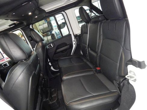 Used 2024 Jeep Wrangler Unlimited Sahara w/ Technology Group image 24