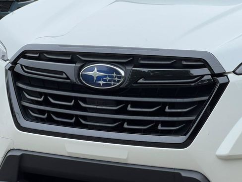 Used 2024 Subaru Forester Premium AWD/4WD image 38
