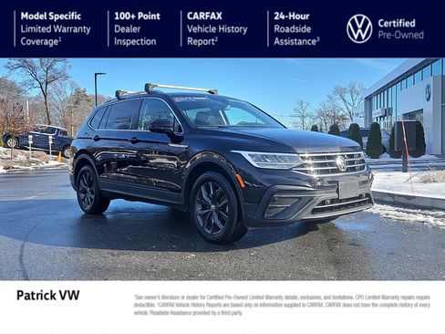 Certified 2022 Volkswagen Tiguan SE image 1