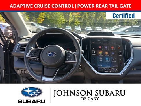 Used 2023 Subaru Ascent Touring AWD/4WD image 7