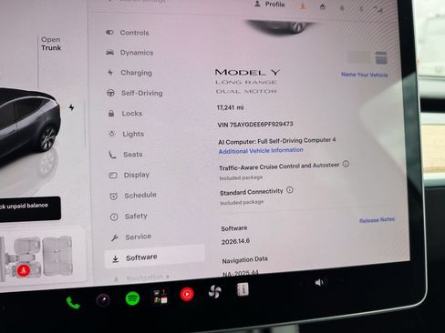 Used 2023 Tesla Model Y Long Range AWD/4WD image 13