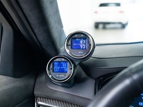 Used 2018 Cadillac CTS V RWD image 16