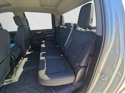 Used 2024 Chevrolet Silverado 2500 Custom w/ Custom Value Package image 18