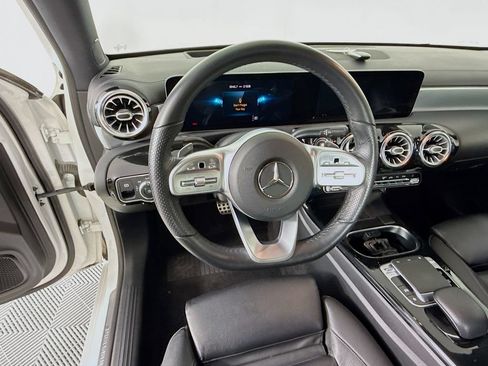 Used 2019 Mercedes-Benz A 220 image 12