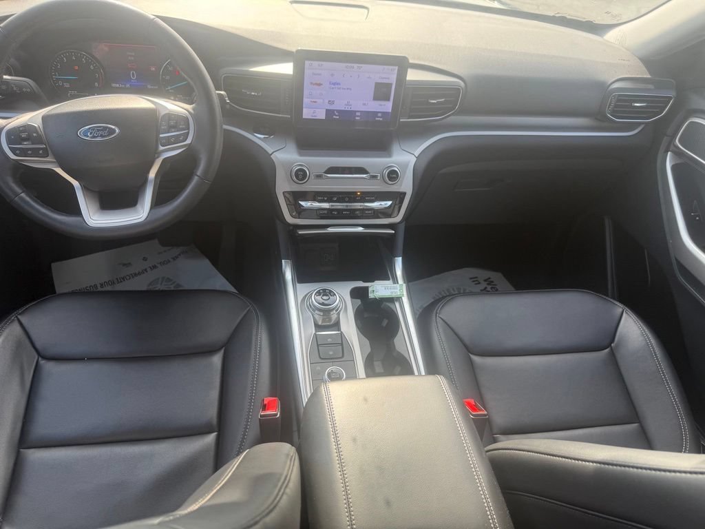 Used 2024 Ford Explorer XLT w/ Equipment Group 202A AWD/4WD image 37