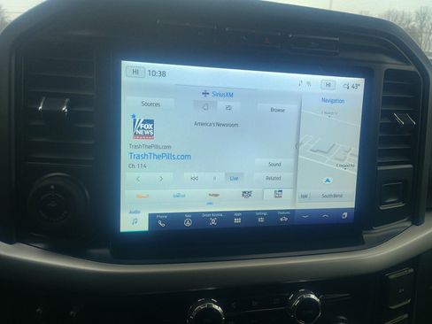 Certified 2022 Ford F150 XLT w/ Equipment Group 302A High image 25