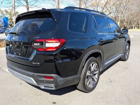 Certified 2023 Honda Pilot Elite image 8