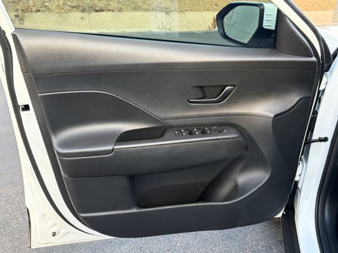 Used 2024 Hyundai Kona SEL w/ Convenience Package AWD/4WD image 14
