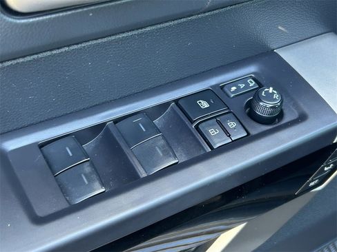 Used 2023 Toyota Tundra Limited image 24