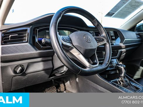 Used 2024 Volkswagen Jetta SE image 22