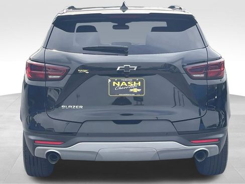 Used 2024 Chevrolet Blazer LT w/ Convenience Package image 4