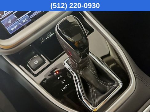 Certified 2025 Subaru Outback Limited image 21