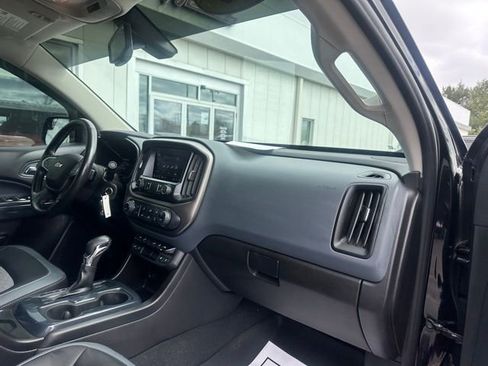 Used 2022 Chevrolet Colorado Z71 w/ Z71 Midnight Edition image 15