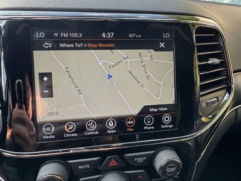 Used 2019 Jeep Grand Cherokee Limited AWD/4WD image 13