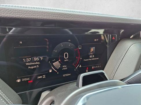 Used 2025 GMC Yukon Denali w/ Denali Reserve Package AWD/4WD image 12