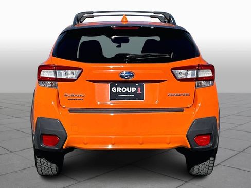 Used 2018 Subaru Crosstrek 2.0i Premium w/ Eyesight System image 5