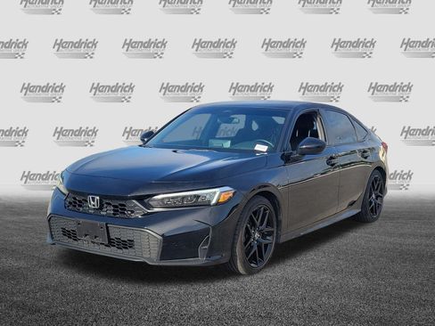 Used 2025 Honda Civic Sport image 3