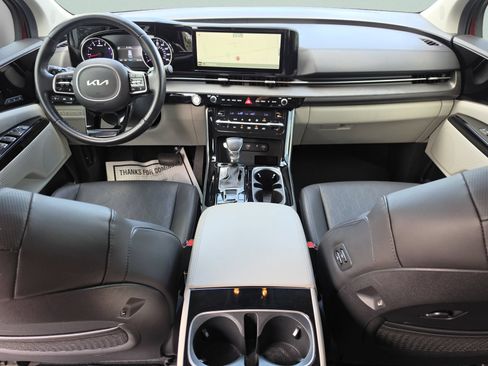 Used 2022 Kia Carnival SX FWD image 16