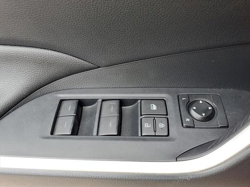 Certified 2021 Toyota RAV4 SE w/ Weather & Moonroof Package AWD/4WD image 20