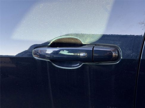 Used 2020 Chevrolet Blazer RS image 9