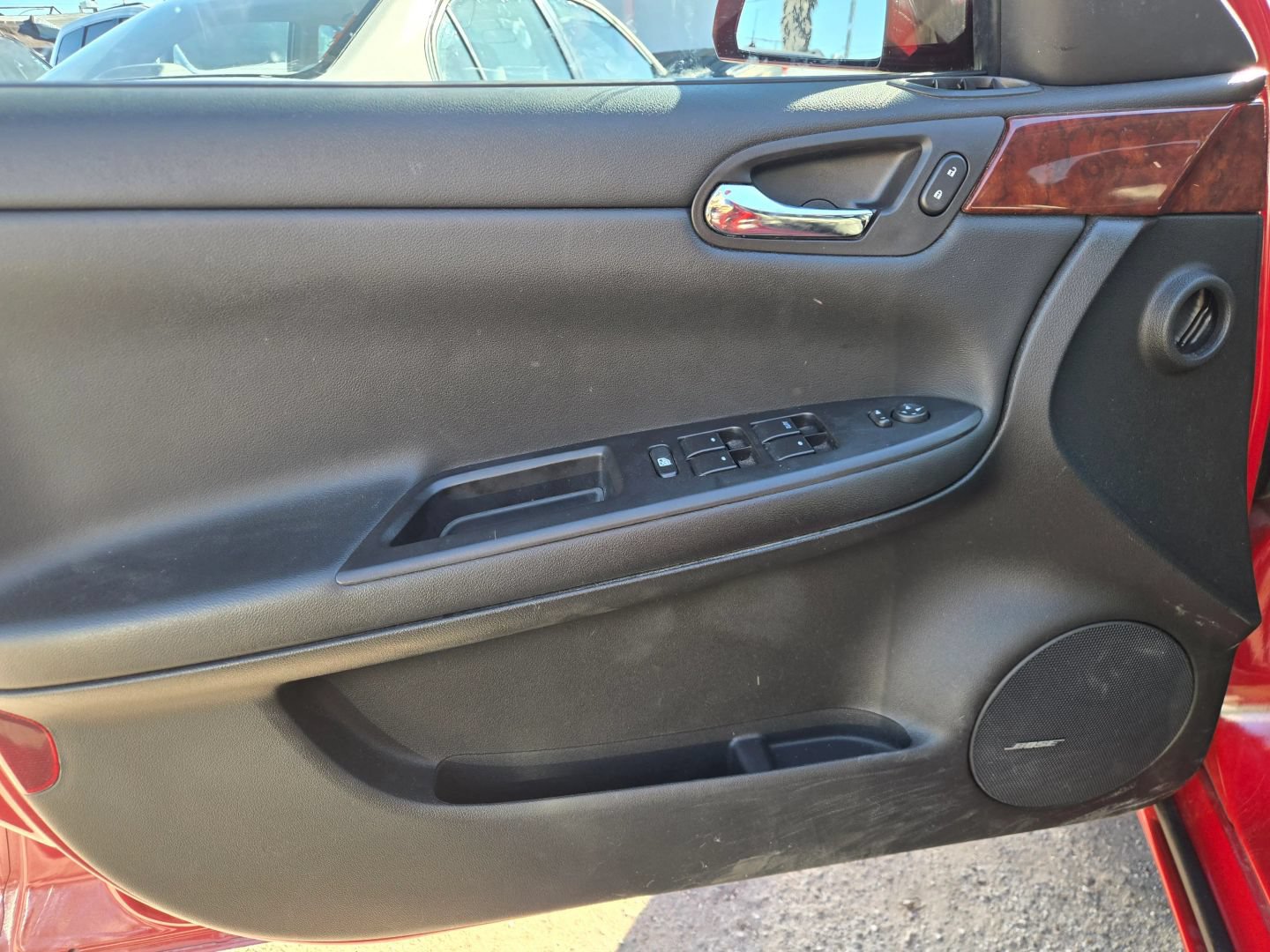 Used 2007 Chevrolet Impala SS w/ Convenience Package FWD image 9