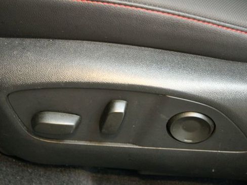 Used 2024 Chevrolet Traverse Z71 image 20