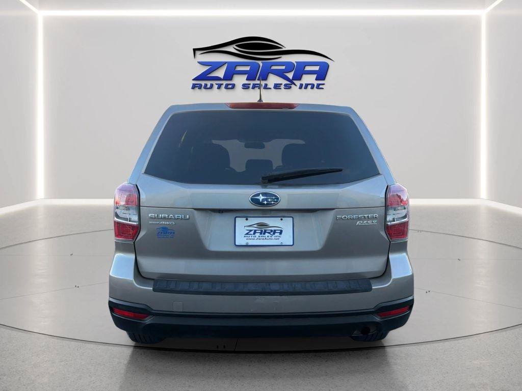 Used 2015 Subaru Forester 2.5i AWD/4WD image 6