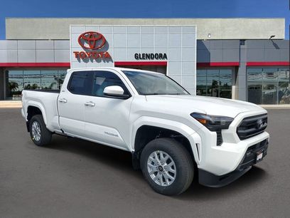 New 2025 Toyota Tacoma SR5