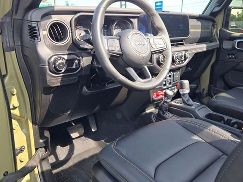 Certified 2025 Jeep Wrangler Unlimited Rubicon 392 AWD/4WD image 20