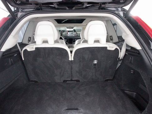 Certified 2024 Volvo XC90 B6 Plus image 26